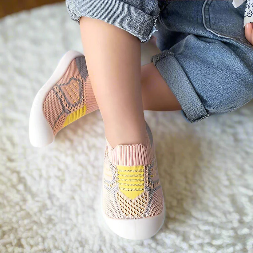 BabyFlex® -  Los Primeros Zapatitos que Protegen los Primeros Pasos